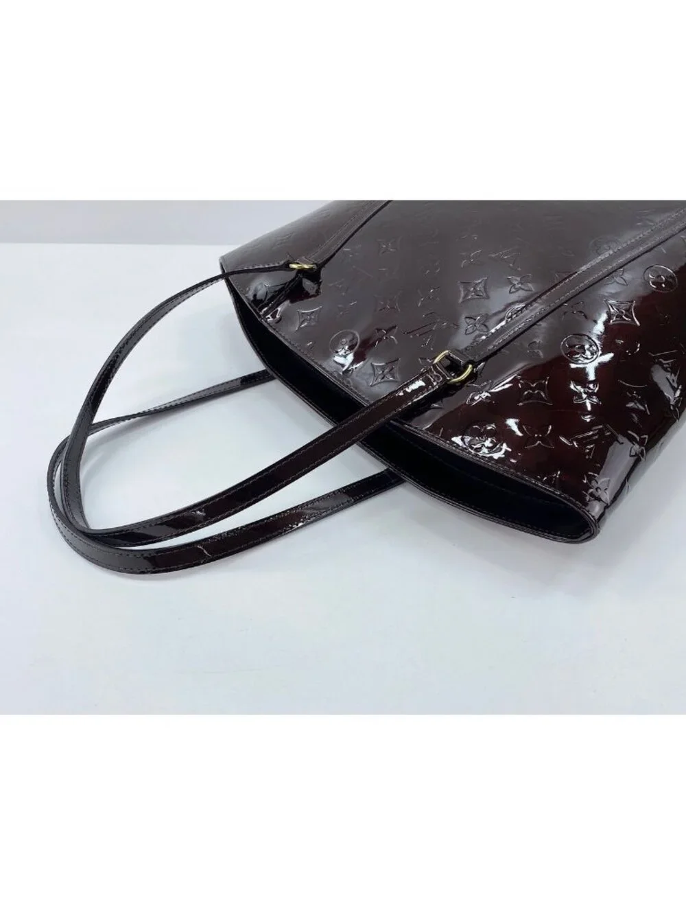 Louis Vuitton Tote Avalon